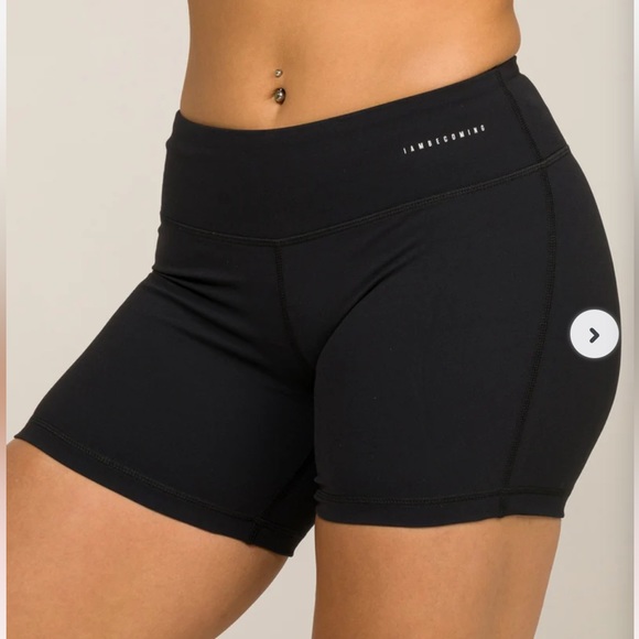 iambecoming Pants - IAB 5-inch no ride shorts size medium